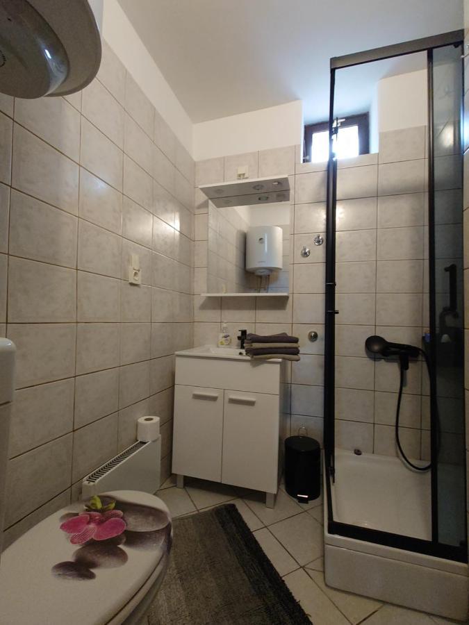 Apartmani Lea Jadranovo Εξωτερικό φωτογραφία